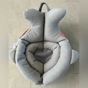Skip Hop Gray Baby Bath Support